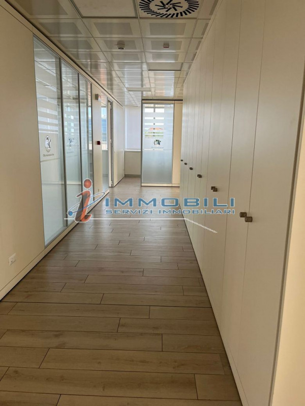 Immagine 23 di Ufficio in affitto  in VIA FANTOLI GAUDENZIO a Milano