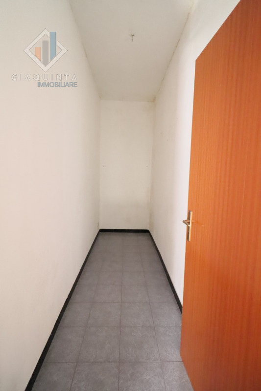 Immagine 3 di Appartamento in vendita  in via Penninello n.32 a Palagonia