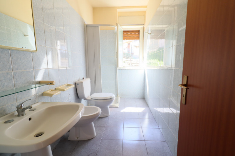 Immagine 6 di Appartamento in vendita  in via Penninello n.32 a Palagonia