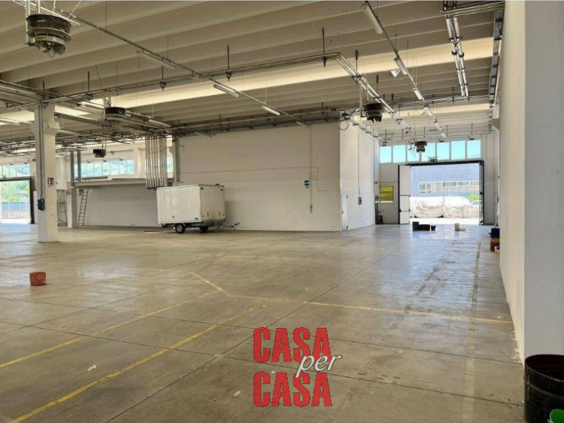 Immagine 6 di Capannone industriale in vendita  in Via Umbria a Monselice