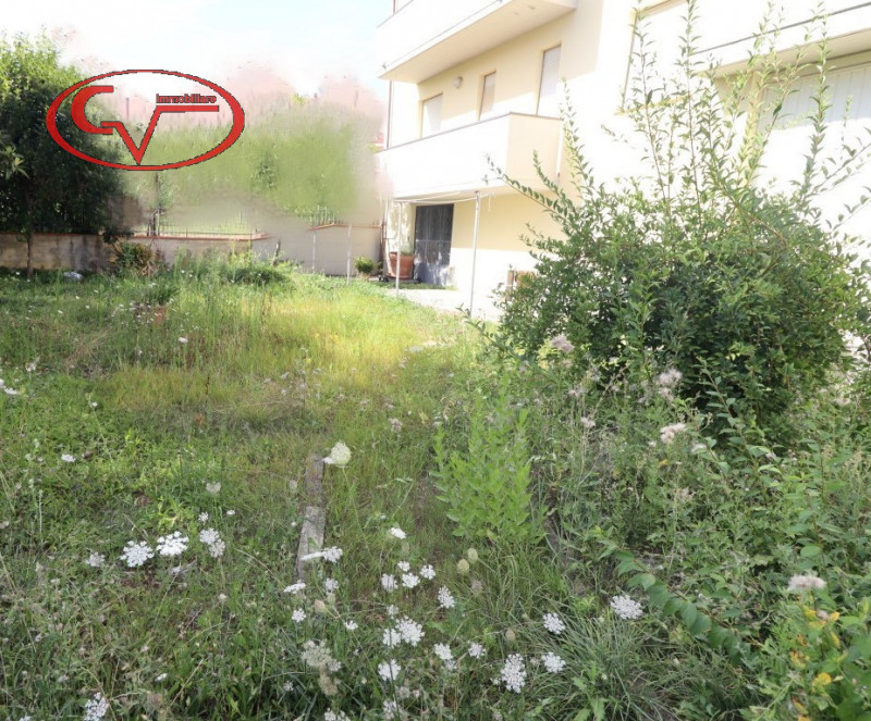 Immagine 3 di Villetta a schiera in vendita  a Bucine