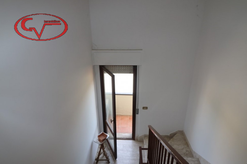 Immagine 5 di Villetta a schiera in vendita  a Bucine