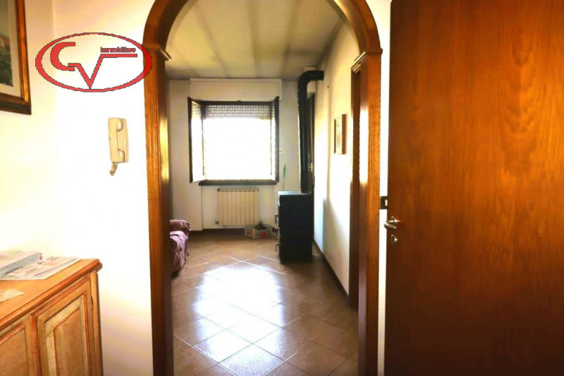 Immagine 15 di Villetta a schiera in vendita  a Bucine