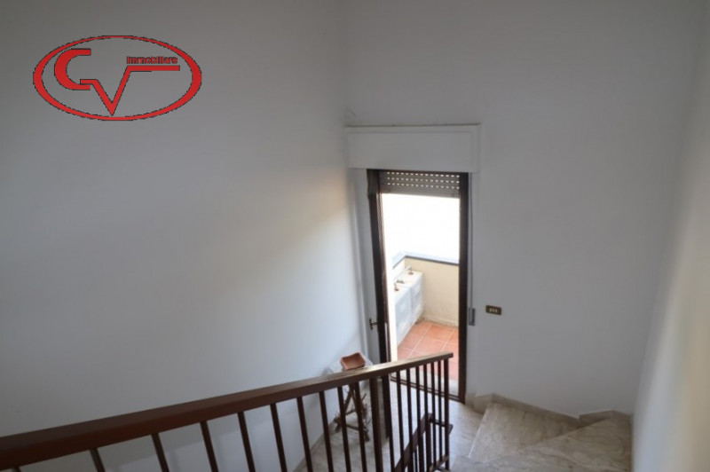 Immagine 21 di Villetta a schiera in vendita  a Bucine