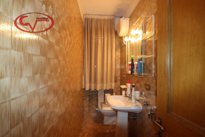 Immagine 39 di Villetta a schiera in vendita  a Bucine