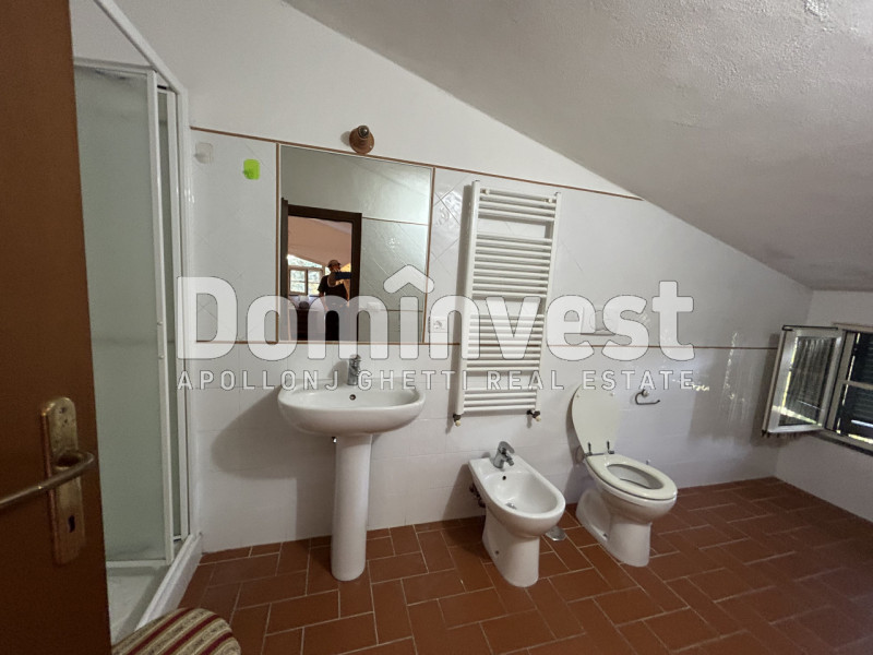 Immagine 11 di Rustico / casale in vendita  in Strada Pedemontana a Capalbio