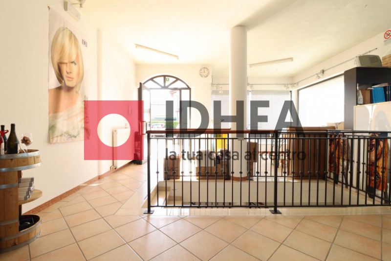 Immagine 2 di Negozio in vendita  in CATENA DI VILLORBA a Villorba