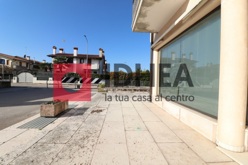 Immagine 8 di Negozio in vendita  in CATENA DI VILLORBA a Villorba