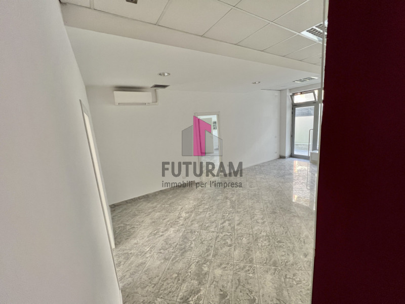 Immagine 3 di Ufficio in vendita  in VIA ROMA a Campodarsego