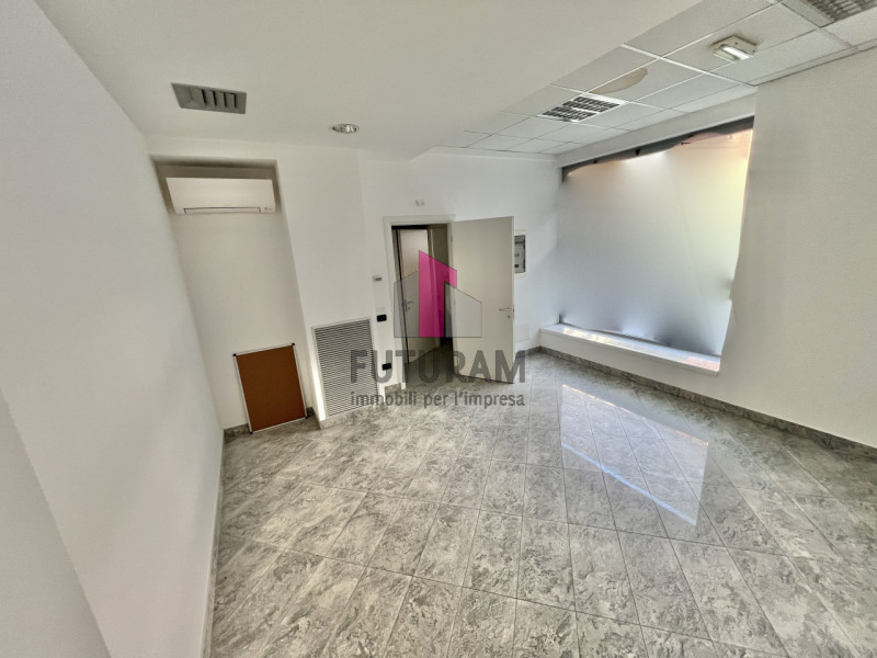 Immagine 12 di Ufficio in vendita  in VIA ROMA a Campodarsego