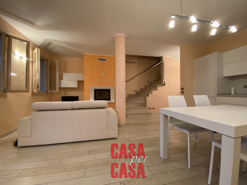 Immagine 5 di Casa bifamiliare in vendita  in via matteotti a Ospedaletto Euganeo