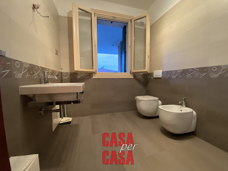 Immagine 28 di Casa bifamiliare in vendita  in via matteotti a Ospedaletto Euganeo