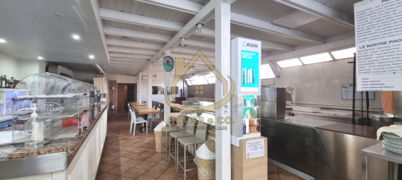 Immagine 12 di Attività commerciale in vendita  in Vigevano Centro a Vigevano