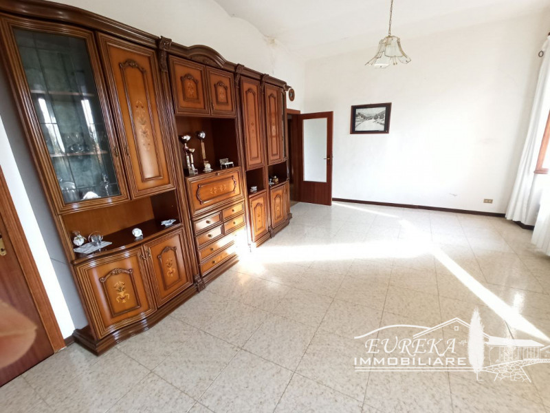 Immagine 6 di Appartamento in vendita  in Ospedaletto a San Venanzo