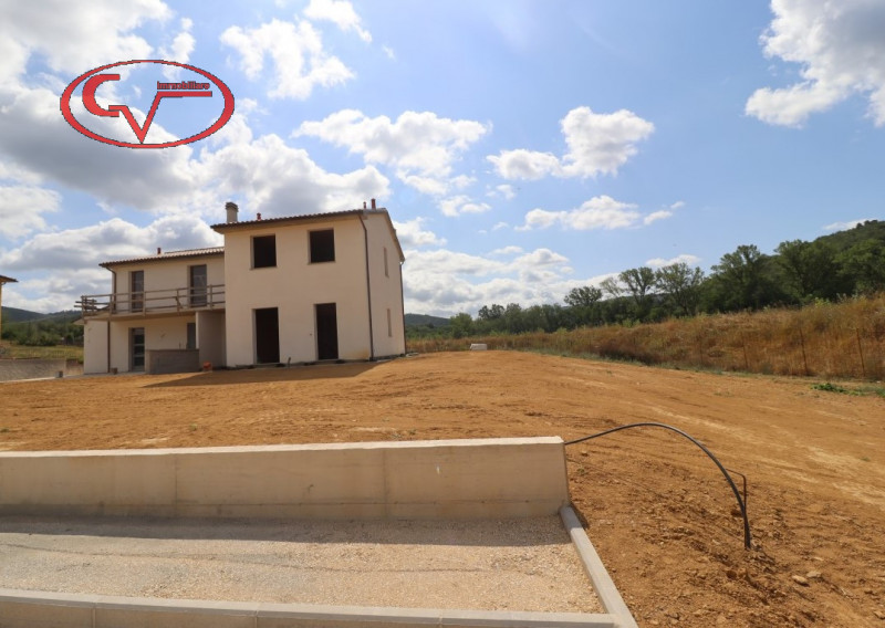 Immagine 2 di Villetta a schiera in vendita  in valdambra a Bucine