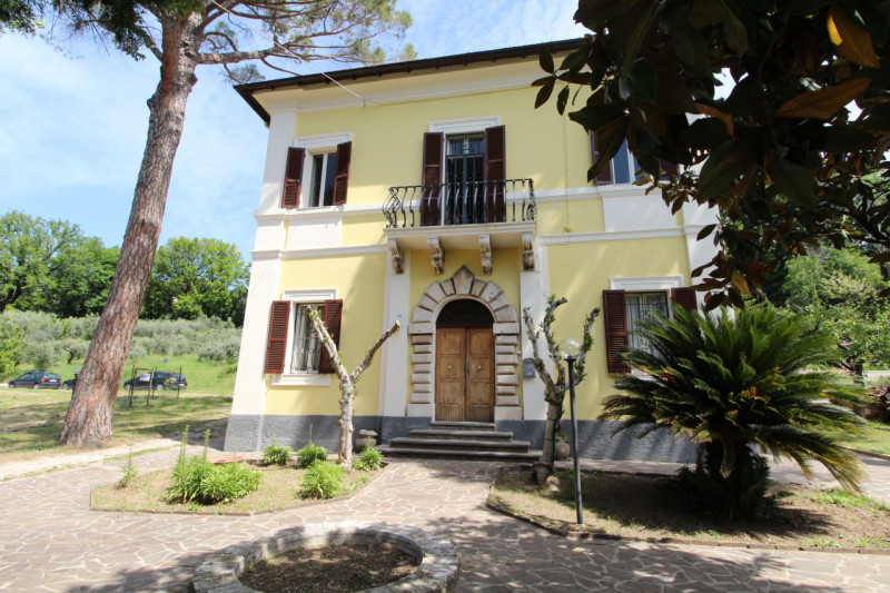 Immagine 35 di Casa indipendente in vendita  in Vocabolo Palma a Terni