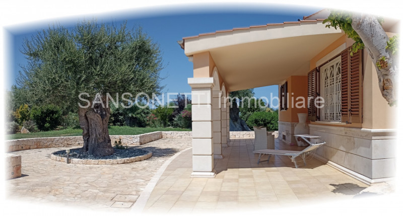 Immagine 5 di Villa in vendita  in IHOSAV a Fasano