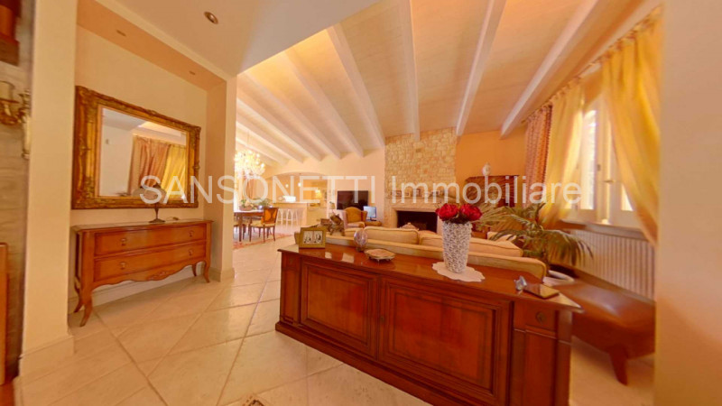 Immagine 13 di Villa in vendita  in IHOSAV a Fasano