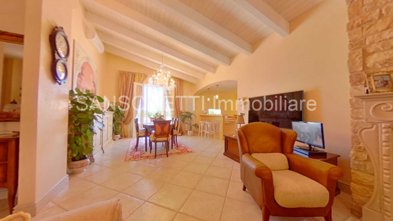 Immagine 14 di Villa in vendita  in IHOSAV a Fasano