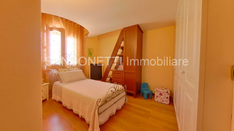 Immagine 37 di Villa in vendita  in IHOSAV a Fasano