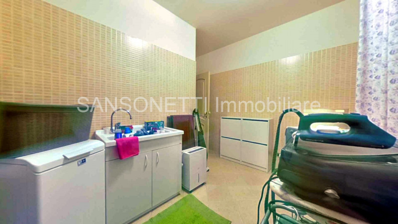 Immagine 48 di Villa in vendita  in IHOSAV a Fasano