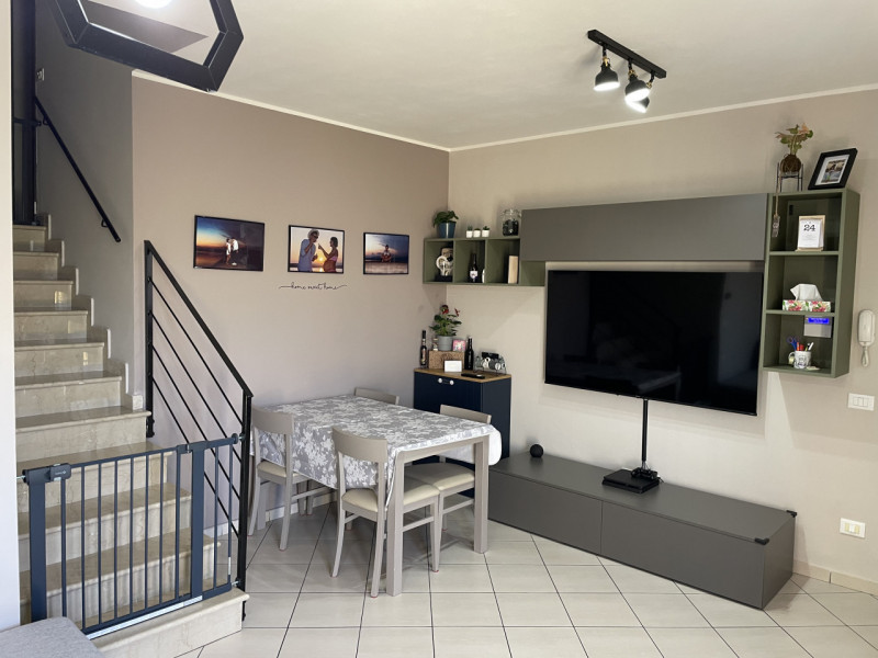 Immagine 4 di Appartamento in vendita  in VIA ROSA' DI BASSANO, 3 a Calvisano