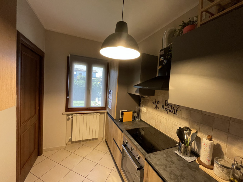 Immagine 9 di Appartamento in vendita  in VIA ROSA' DI BASSANO, 3 a Calvisano