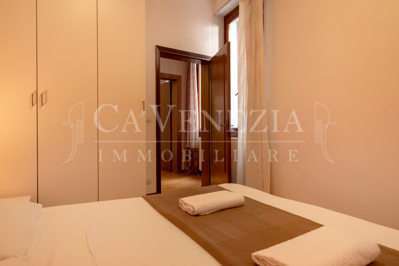 Immagine 10 di Appartamento in vendita  in san marco a Venezia