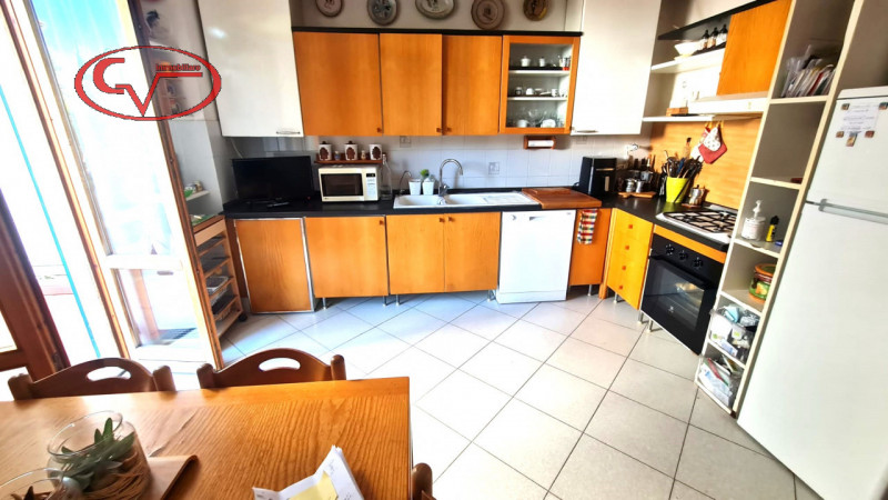 Immagine 8 di Villetta a schiera in vendita  in via liberazione a Bucine