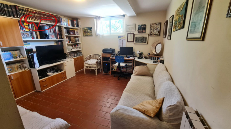 Immagine 13 di Villetta a schiera in vendita  in via liberazione a Bucine