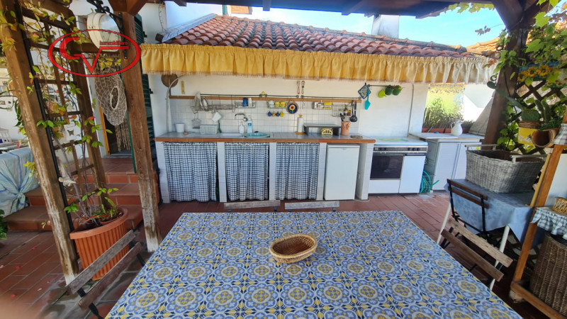 Immagine 19 di Villetta a schiera in vendita  in via liberazione a Bucine