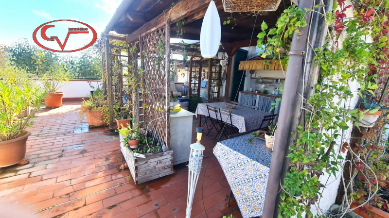 Immagine 25 di Villetta a schiera in vendita  in via liberazione a Bucine