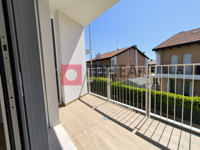 Immagine 3 di Appartamento in vendita  a Monastier Di Treviso