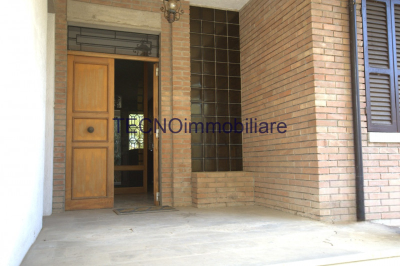 Immagine 8 di Villa in vendita  in via del bando a Perugia