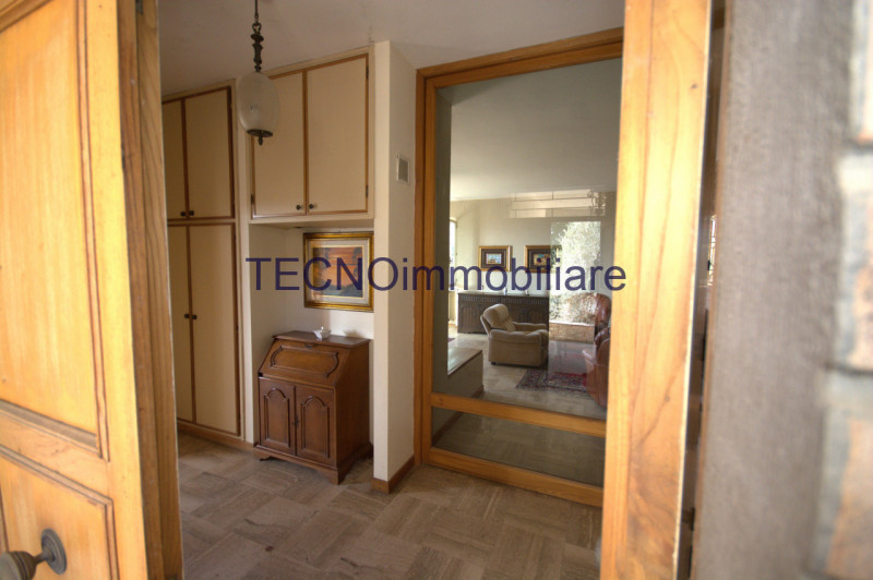 Immagine 10 di Villa in vendita  in via del bando a Perugia