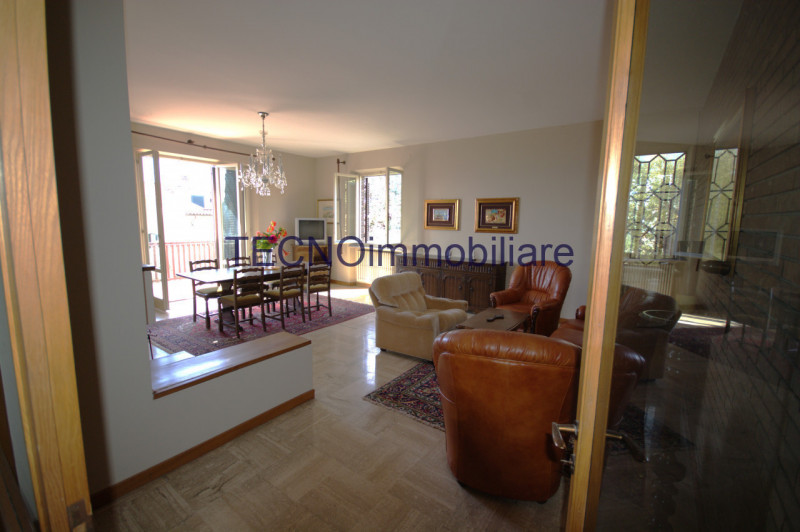 Immagine 13 di Villa in vendita  in via del bando a Perugia