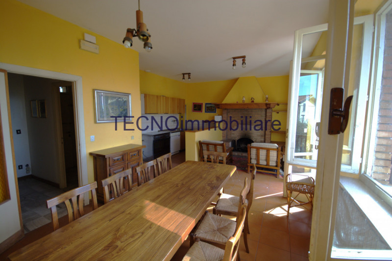 Immagine 18 di Villa in vendita  in via del bando a Perugia