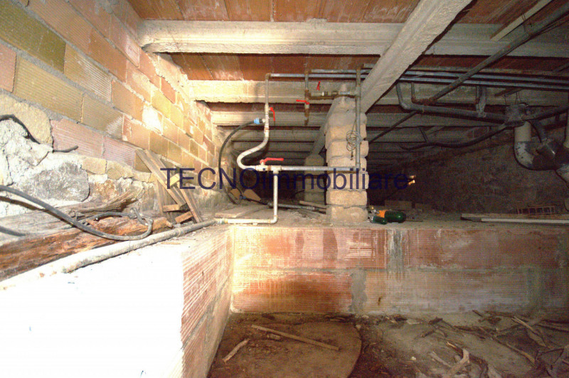 Immagine 57 di Villa in vendita  in via del bando a Perugia