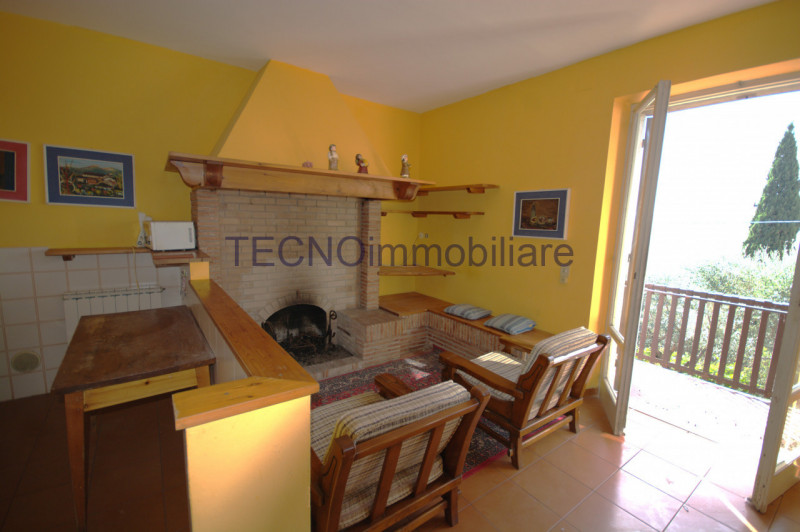 Immagine 80 di Villa in vendita  in via del bando a Perugia