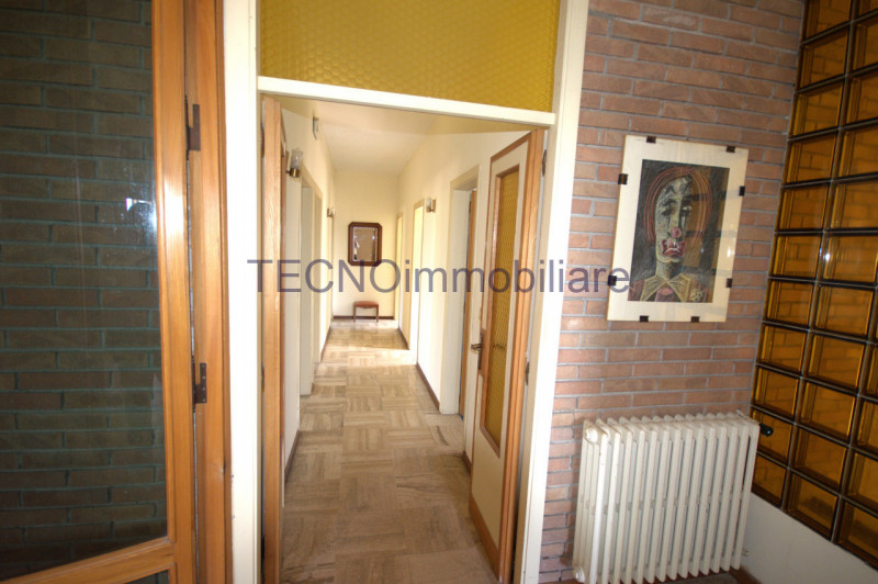 Immagine 82 di Villa in vendita  in via del bando a Perugia