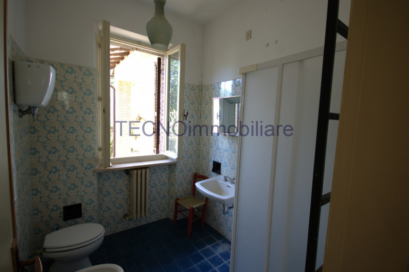 Immagine 92 di Villa in vendita  in via del bando a Perugia