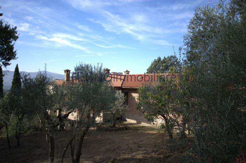 Immagine 99 di Villa in vendita  in via del bando a Perugia