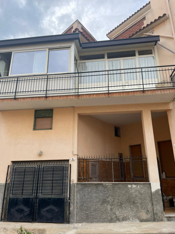 Immagine 38 di Casa indipendente in vendita  in corso Garibaldi a Avola