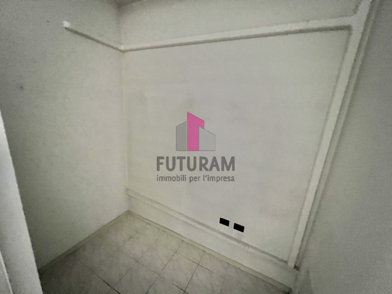 Immagine 14 di Ufficio in affitto  in via degli aceri a Sarcedo