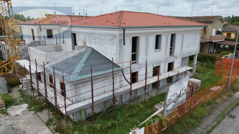 Immagine 14 di Villetta a schiera in vendita  in VIA TERRANOVA a Argenta