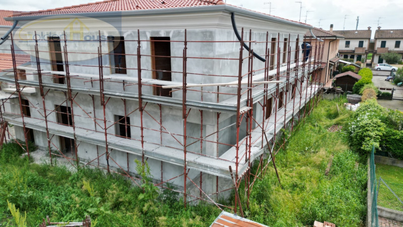 Immagine 18 di Villetta a schiera in vendita  in VIA TERRANOVA a Argenta