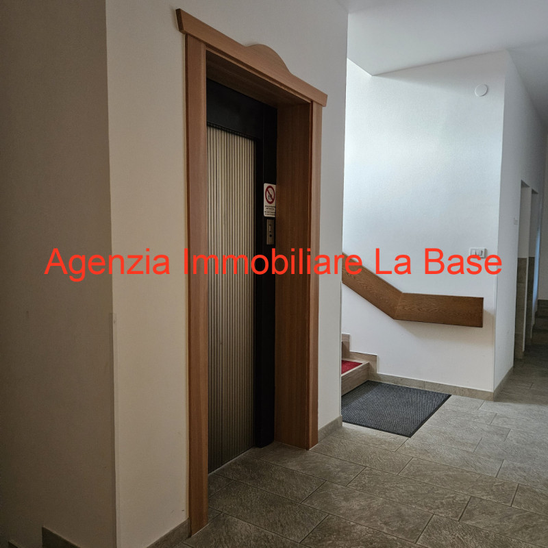 Immagine 20 di Hotel in vendita  in Via Cavour a Laces .Latsch.