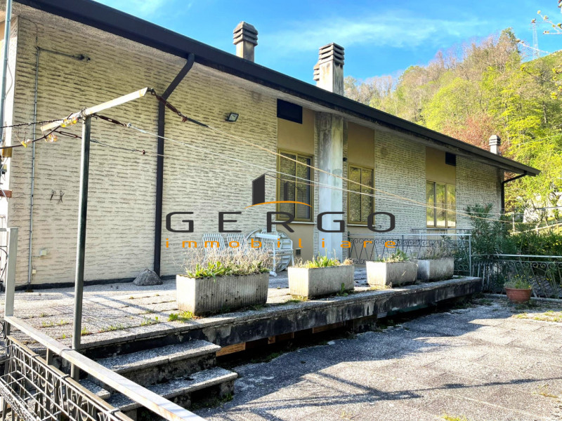 Immagine 18 di Casa indipendente in vendita  in VIA SAN FLORIANO a Vittorio Veneto