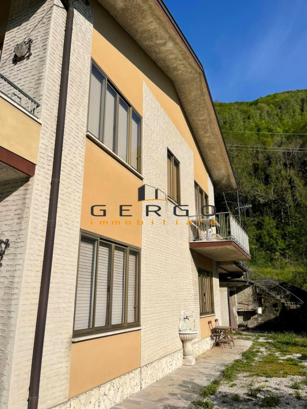 Immagine 30 di Casa indipendente in vendita  in VIA SAN FLORIANO a Vittorio Veneto