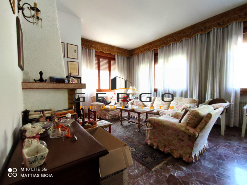 Immagine 39 di Casa indipendente in vendita  in VIA SAN FLORIANO a Vittorio Veneto